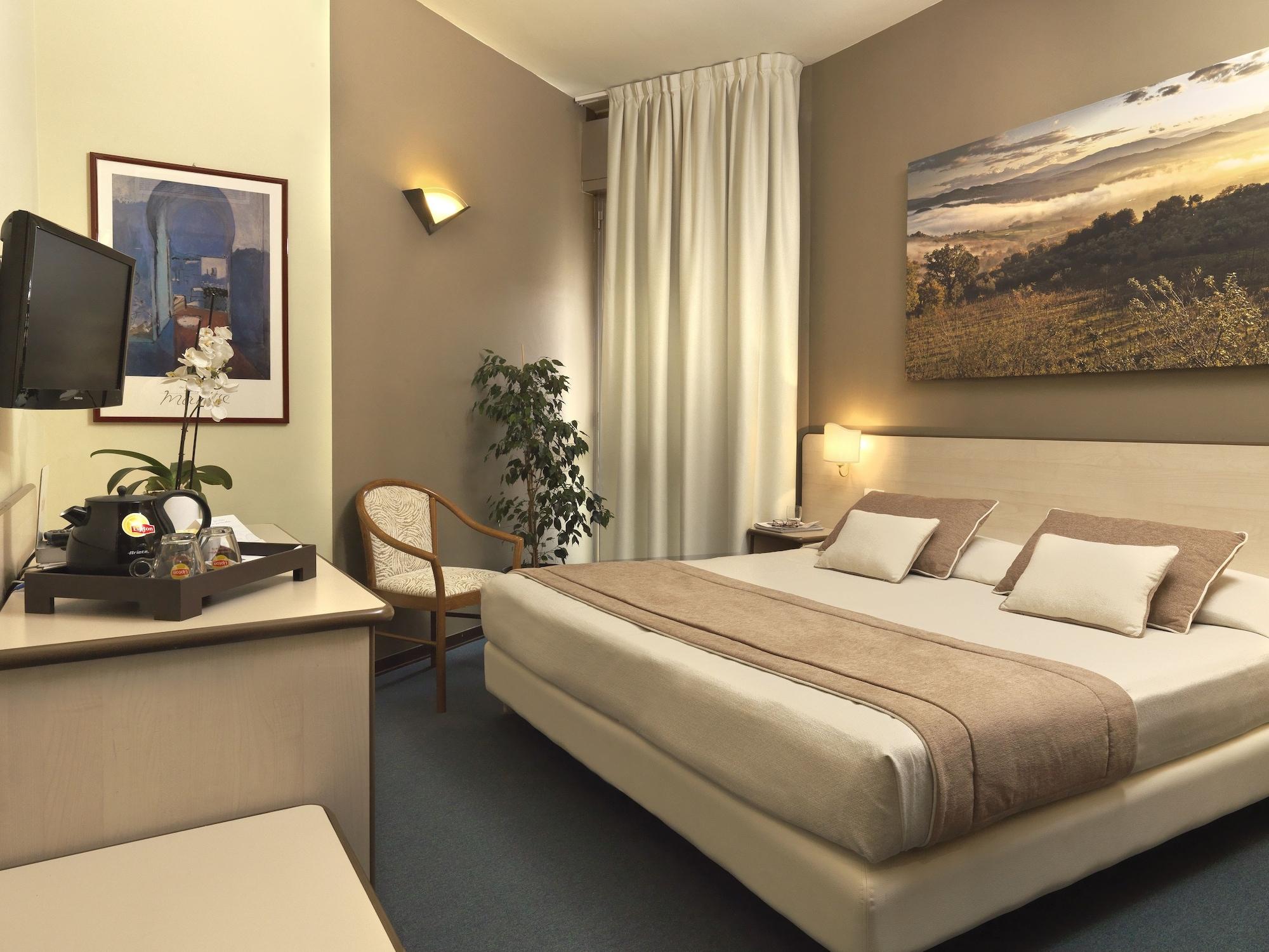 Hotel Ristorante Alcide Poggibonsi Luaran gambar