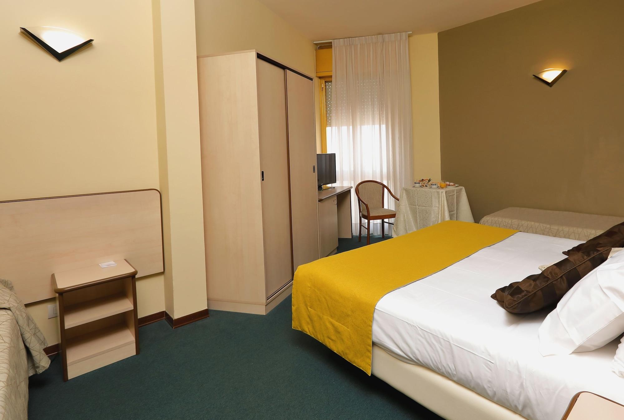 Hotel Ristorante Alcide Poggibonsi Luaran gambar